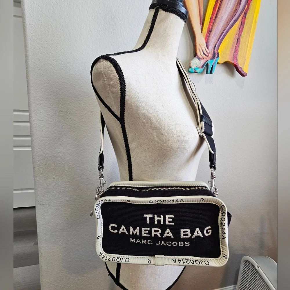 🖤 Marc Jacobs Jacquard Camera Bag Black & Cream Canvas Adjustable Crossbody 🖤